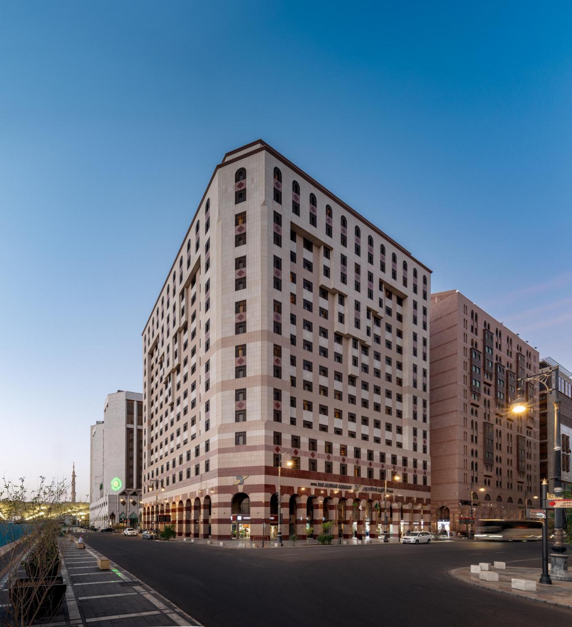 Dar Aleiman Al Haram Hotell Medina Eksteriør bilde The building in 2016